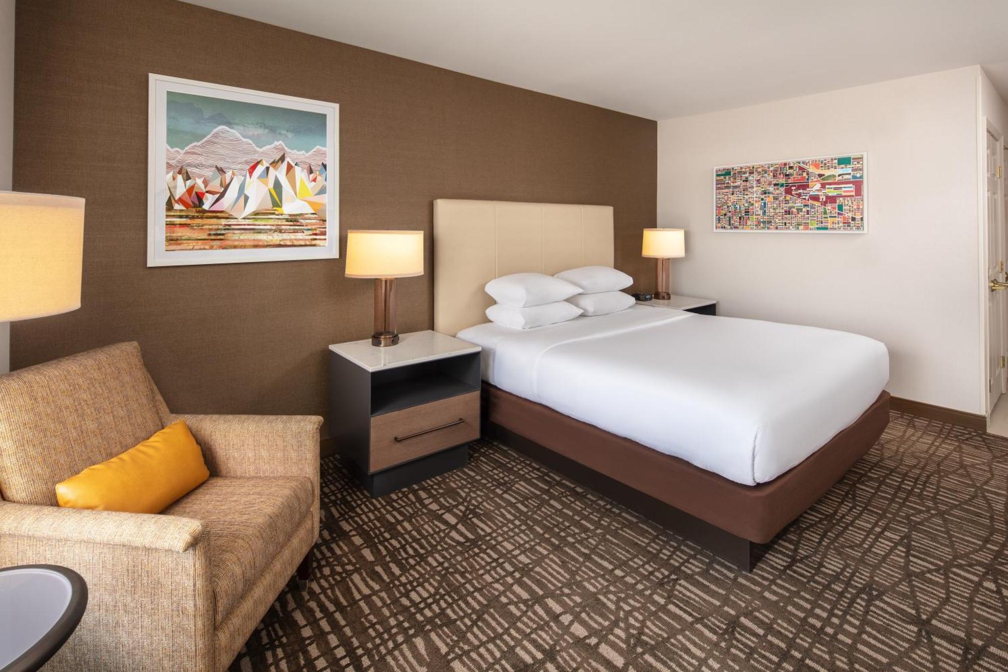 Готель Doubletree By Hilton Ontario Airport Екстер'єр фото