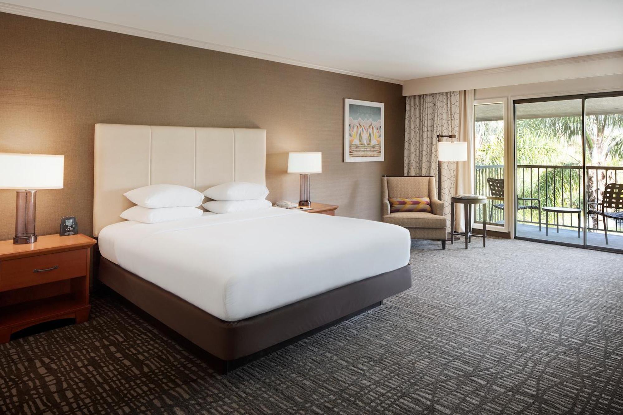 Готель Doubletree By Hilton Ontario Airport Екстер'єр фото